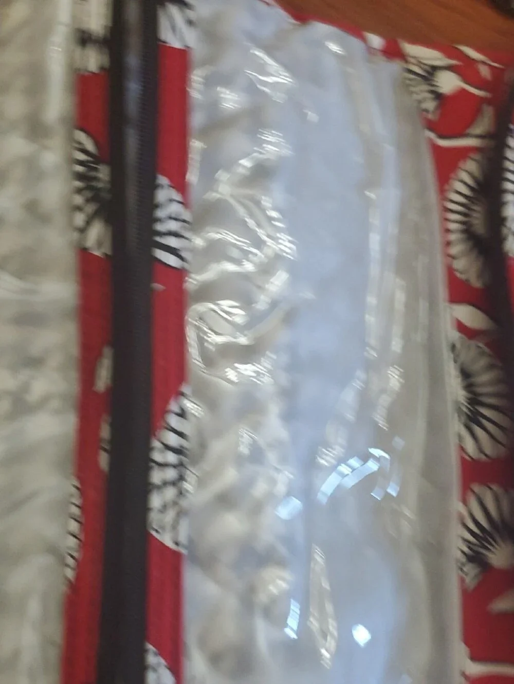 Vera Bradley ♥️ Makeup Organizer Red Floral Hook with lots of compartments